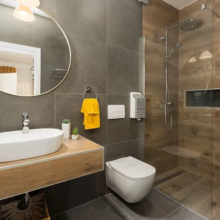 아파트 Strandnahes, Modernes Mit Privater Terrasse, Grill - Nur 250 Meter Zum