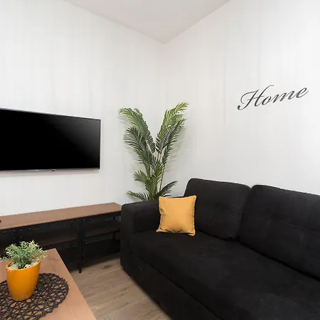 Strandnahes, Modernes Mit Privater Terrasse, Grill - Nur 250 Meter Zum * Пореч