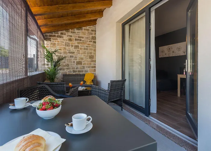 Appartement Strandnahes, Modernes Mit Privater Terrasse, Grill - Nur 250 Meter Zum *