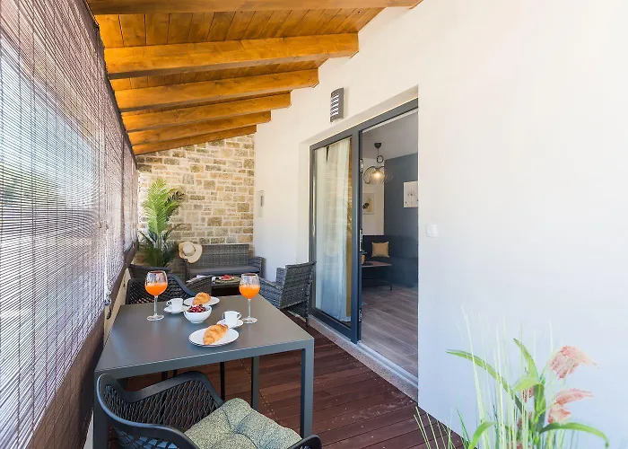 Appartement Strandnahes, Modernes Mit Privater Terrasse, Grill - Nur 250 Meter Zum *